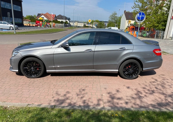 Mercedes-Benz Klasa E cena 61000 przebieg: 188500, rok produkcji 2010 z Gdańsk małe 67